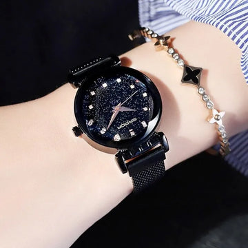 Luxury Women Quartz Watch Fashion Elegant Magnet Buckle Vibrato Ladies Wristwatch