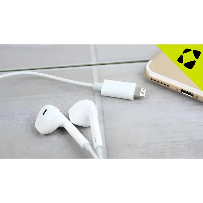 Apple EarPods A1748 Lightning Connector In-Ear Headphones with Mic Volume Control Sweat Proof