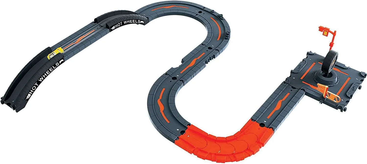 Hot Wheels City Expansion Track Pack 10 Piece Set with Bridge City Square and 1 Vehicle for Kids