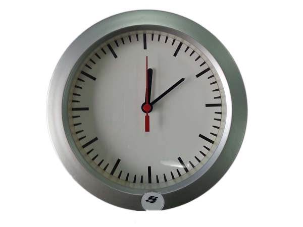 T20 Wall Clock With Mini DV 720p Camera - Al-Raheem Imports