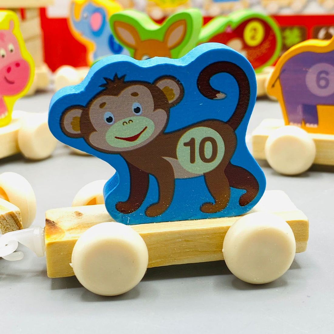 Wooden Digital Cartoon Number Train Educational Toy for Kids